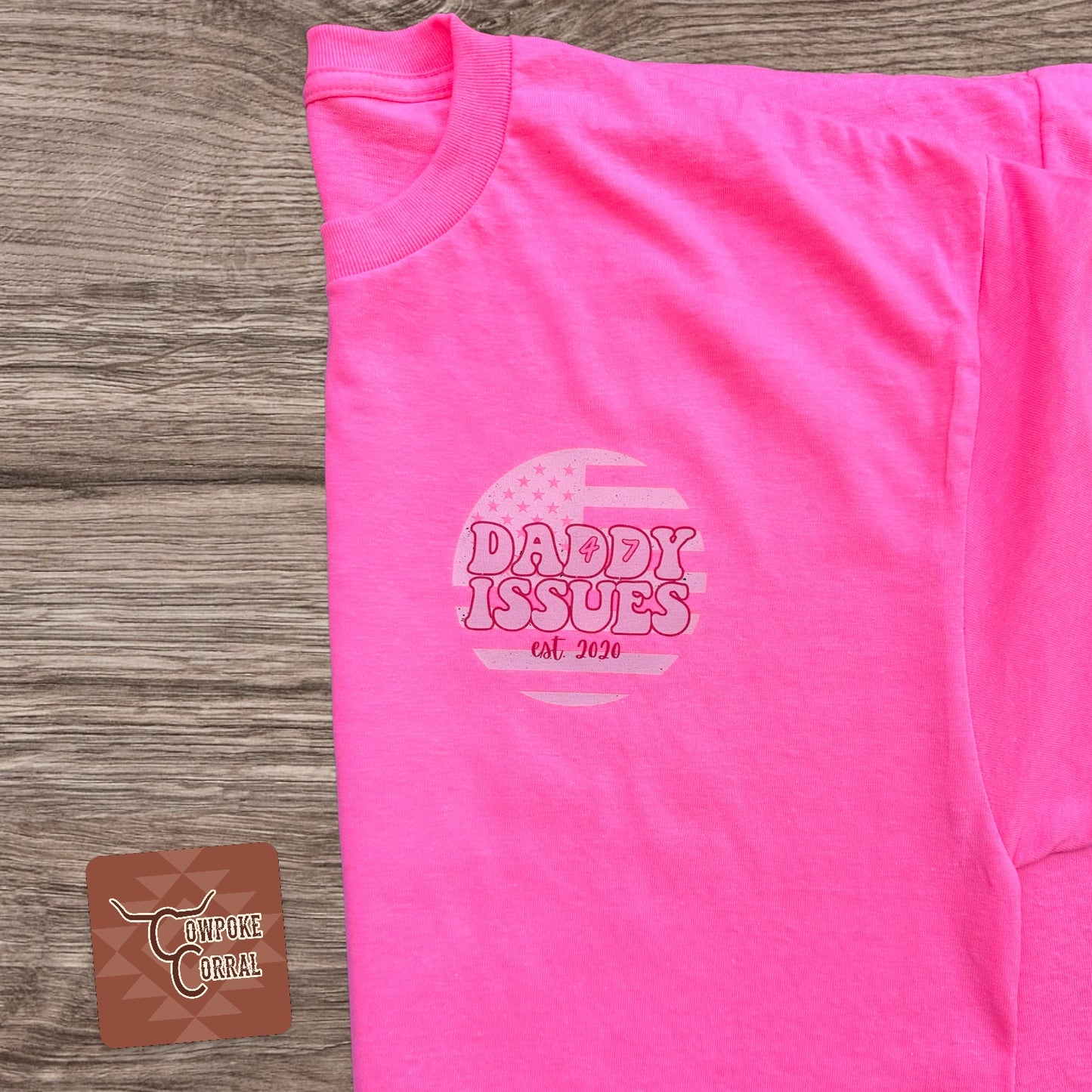 DADDY’S ON HIS WAY TEE